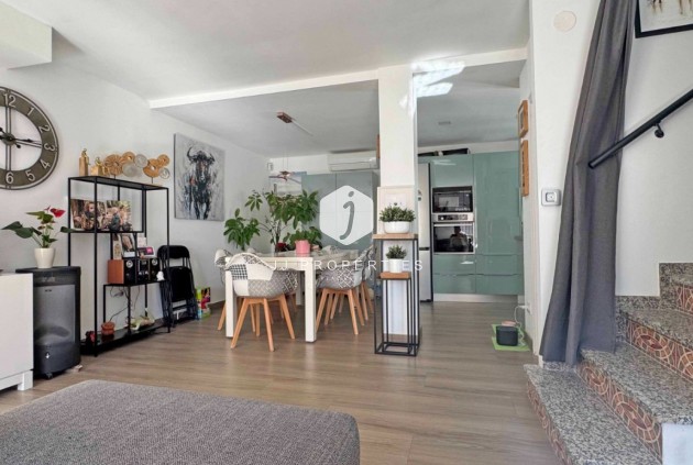 Resale - Chalet -
Orihuela Costa - Costa Blanca