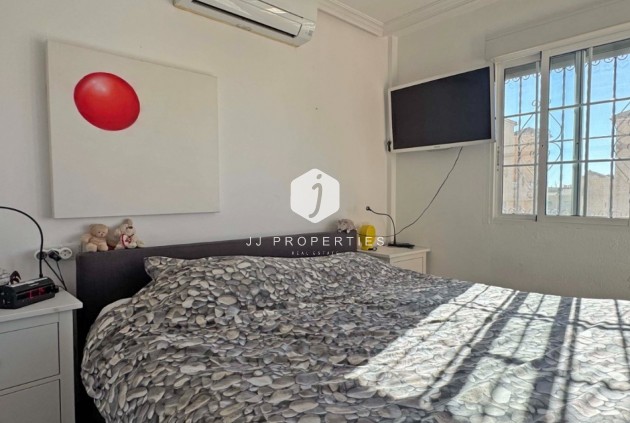 Resale - Chalet -
Orihuela Costa - Costa Blanca