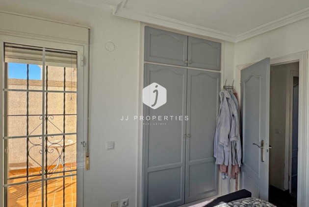 Resale - Chalet -
Orihuela Costa - Costa Blanca