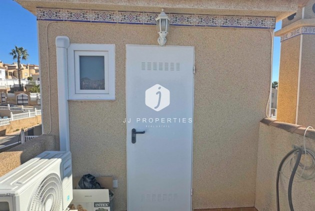 Resale - Chalet -
Orihuela Costa - Costa Blanca