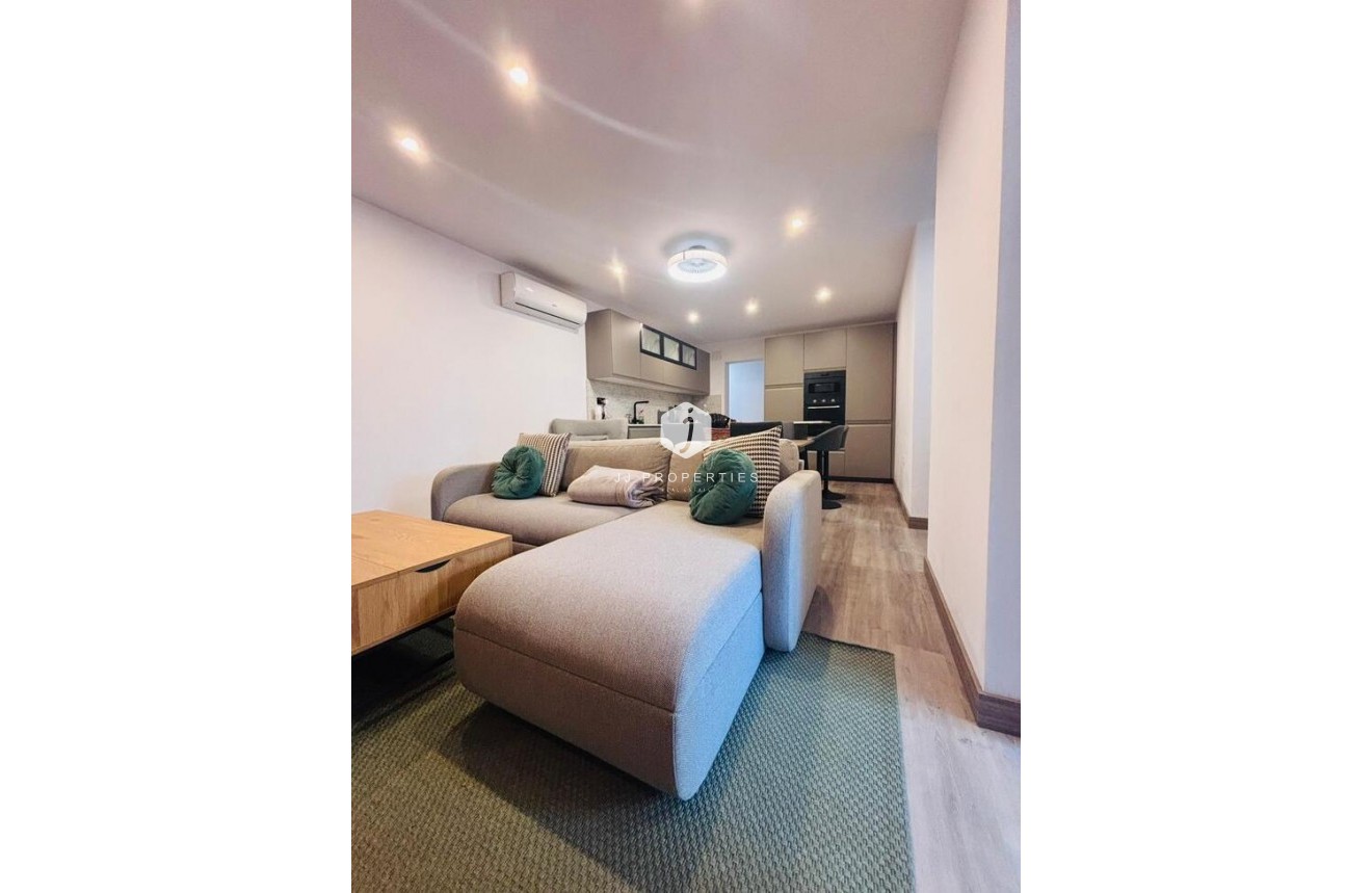 Resale - Chalet -
San Miguel de Salinas - Inland