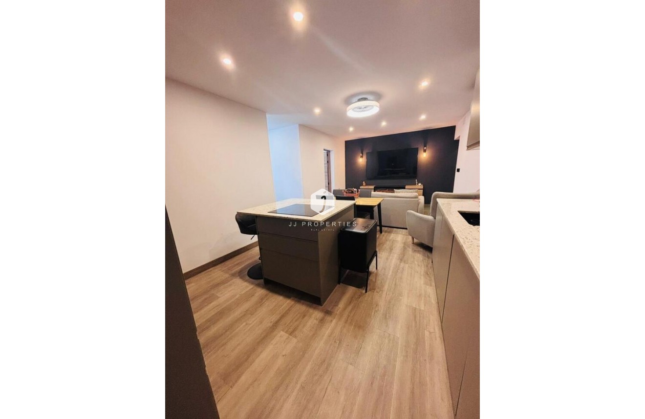 Resale - Chalet -
San Miguel de Salinas - Inland