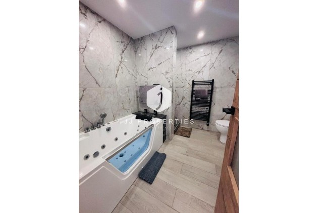 Resale - Chalet -
San Miguel de Salinas - Inland