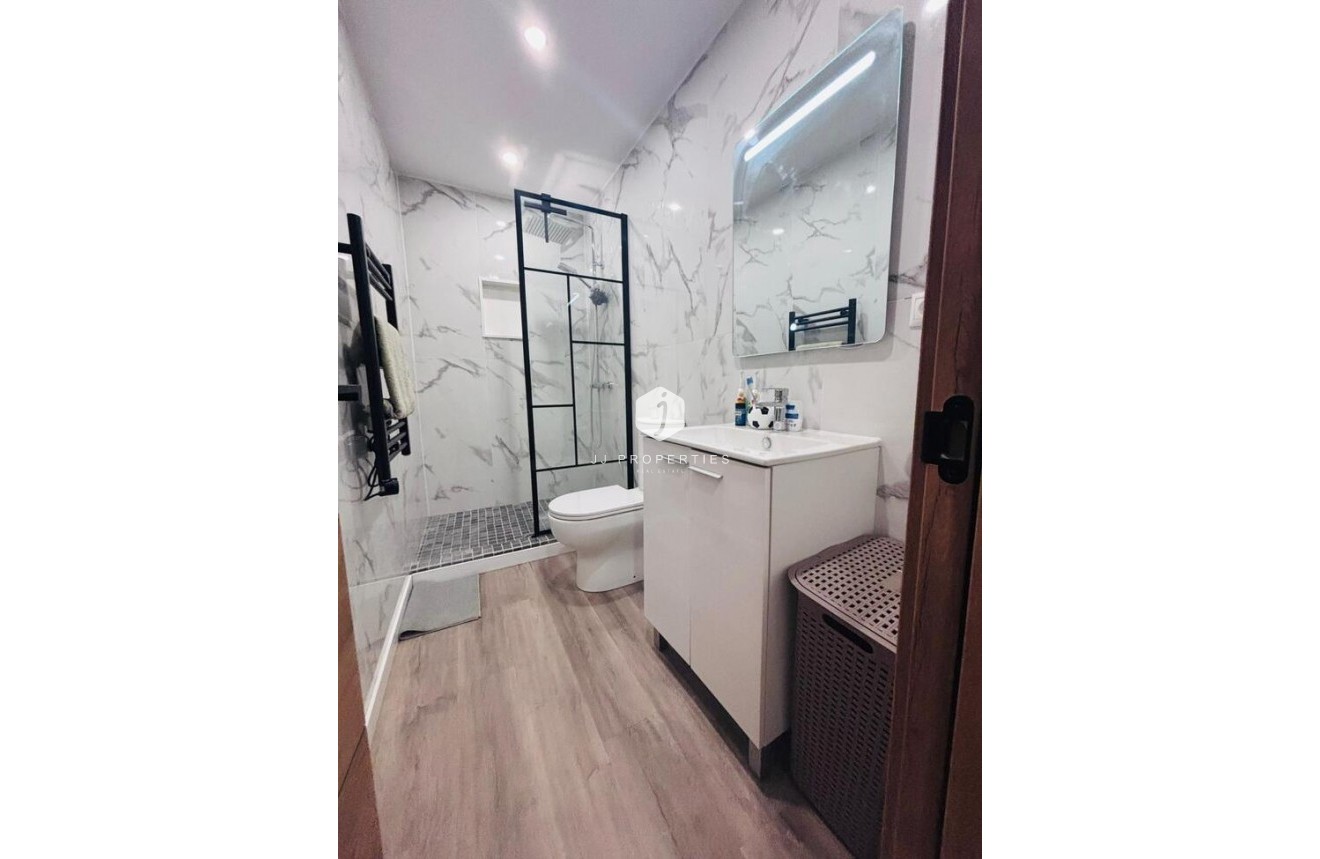 Resale - Chalet -
San Miguel de Salinas - Inland