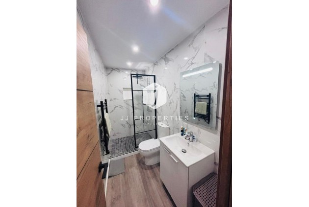 Resale - Chalet -
San Miguel de Salinas - Inland