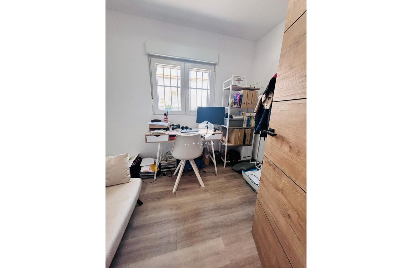 Resale - Chalet -
San Miguel de Salinas - Inland