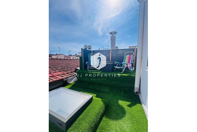 Resale - Chalet -
San Miguel de Salinas - Inland