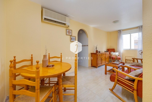 Resale - Apartment / flat -
Torrevieja - Playa del Cura