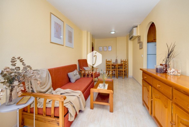 Resale - Apartment / flat -
Torrevieja - Playa del Cura