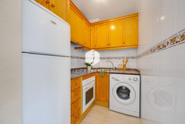 Resale - Apartment / flat -
Torrevieja - Playa del Cura