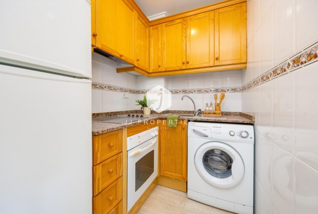 Resale - Apartment / flat -
Torrevieja - Playa del Cura