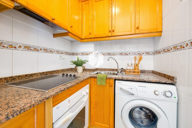 Resale - Apartment / flat -
Torrevieja - Playa del Cura