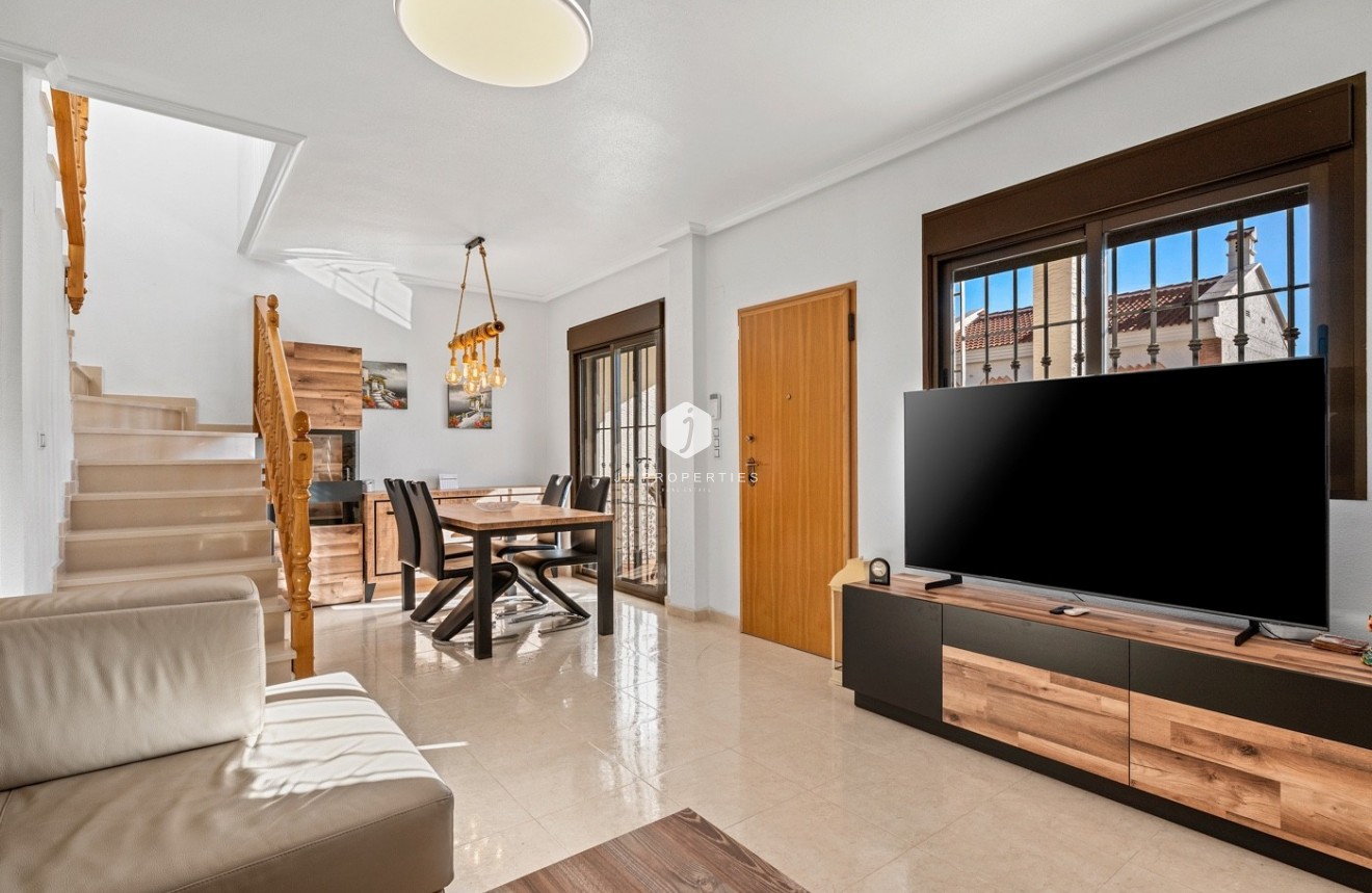 Resale - Chalet -
San Miguel de Salinas - Inland