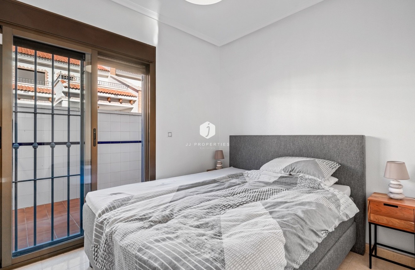 Resale - Chalet -
San Miguel de Salinas - Inland