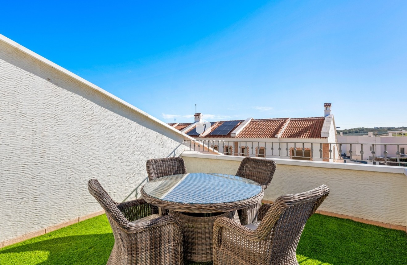 Resale - Chalet -
San Miguel de Salinas - Inland