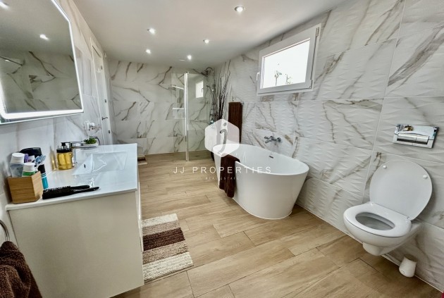 Resale - Villa -
Cabo Roig - Costa Blanca