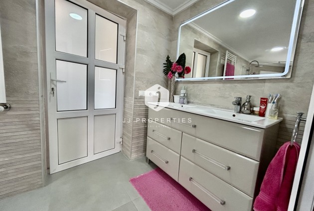 Resale - Villa -
Cabo Roig - Costa Blanca