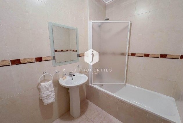 Resale - Apartment / flat -
Torrevieja - Costa Blanca