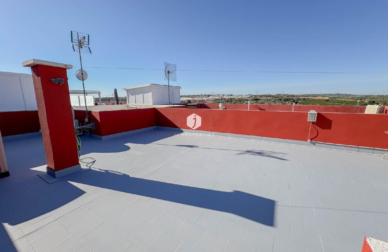 Resale - Apartment / flat -
Torrevieja - Costa Blanca