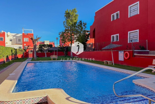 Resale - Apartment / flat -
Torrevieja - Costa Blanca