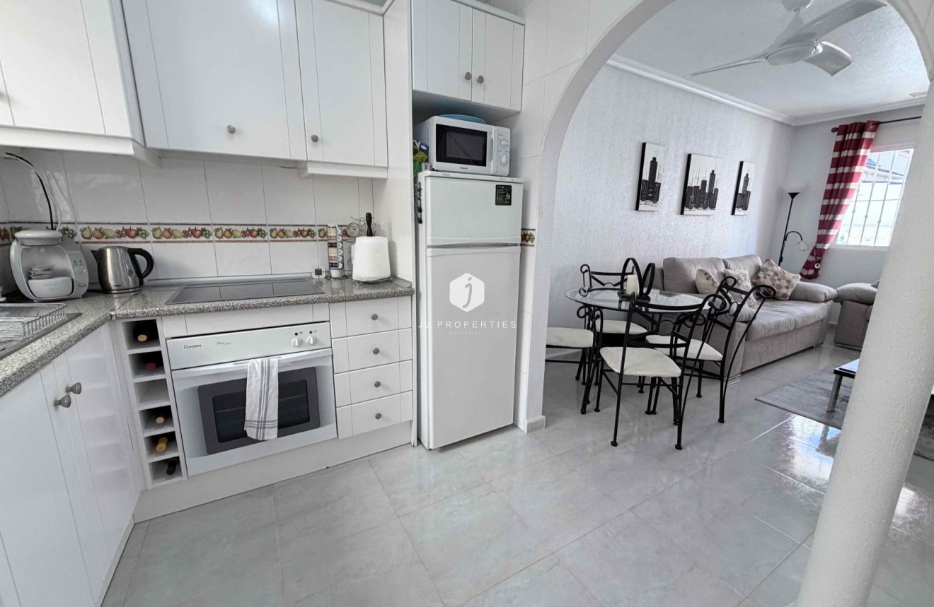 Resale - Chalet -
Orihuela Costa - Costa Blanca