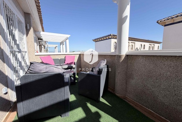 Resale - Chalet -
Orihuela Costa - Costa Blanca