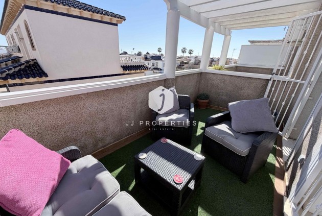 Resale - Chalet -
Orihuela Costa - Costa Blanca