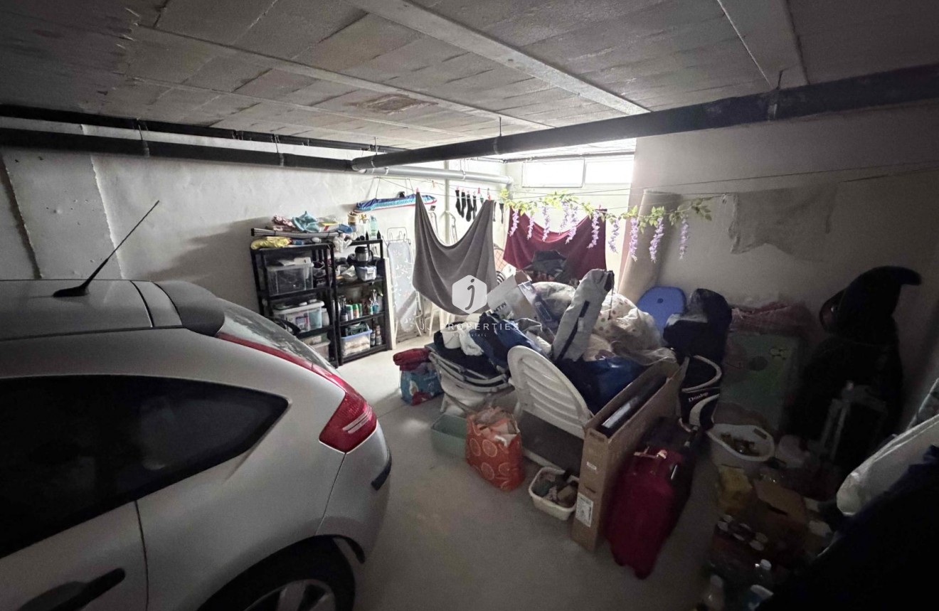 Resale - Chalet -
Orihuela Costa - Costa Blanca