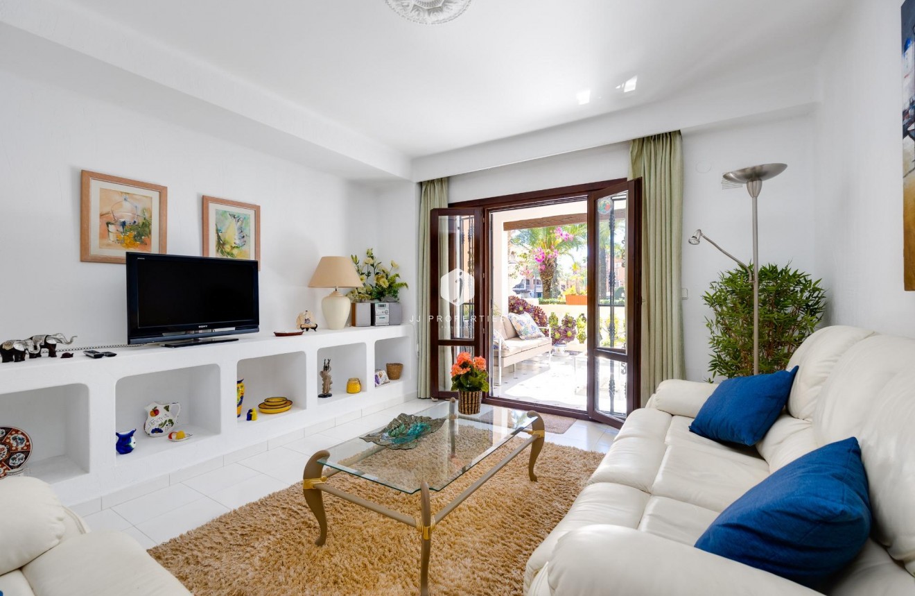 Resale - Apartment / flat -
Torrevieja - Playa de los Locos