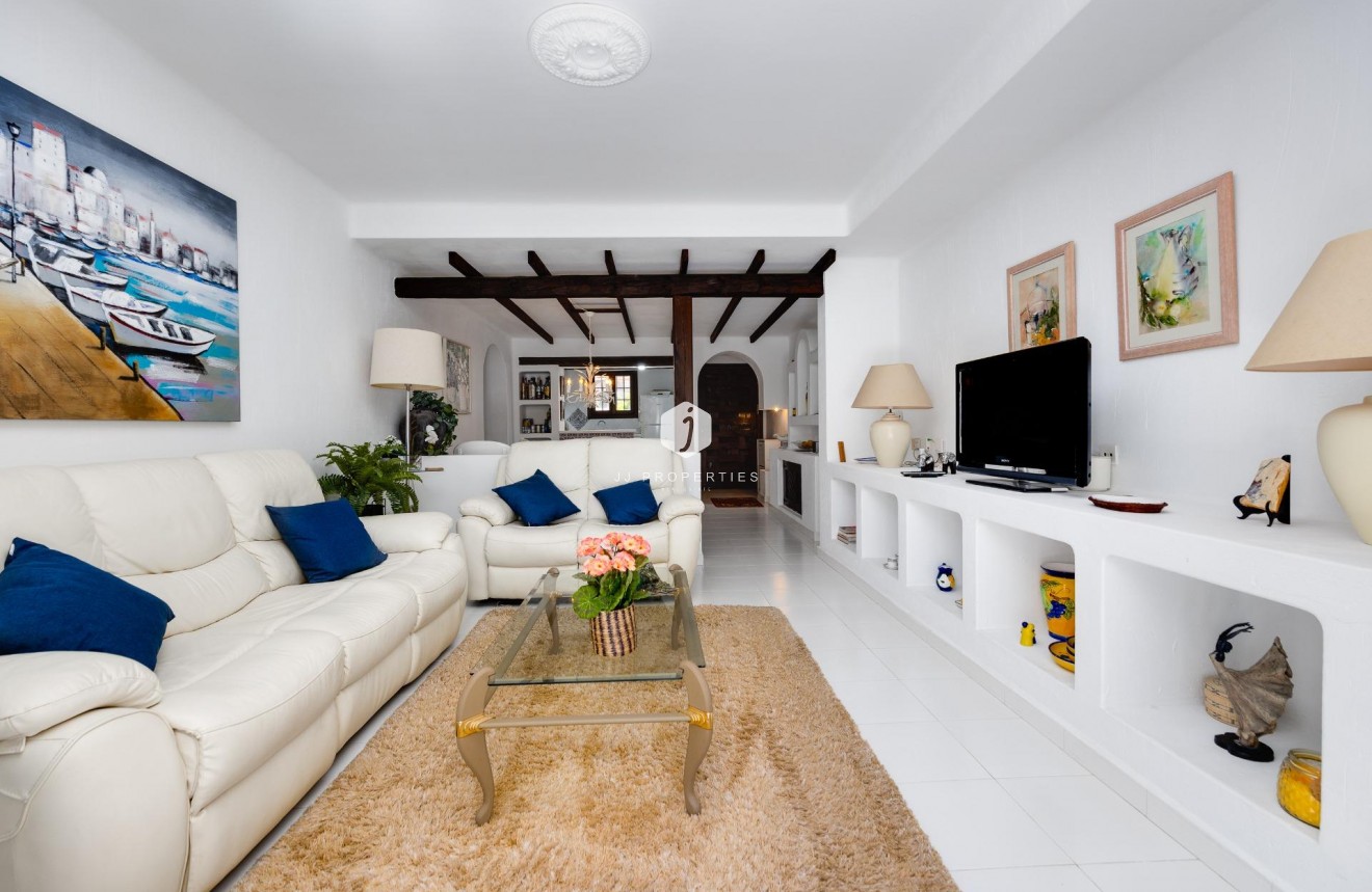 Resale - Apartment / flat -
Torrevieja - Playa de los Locos