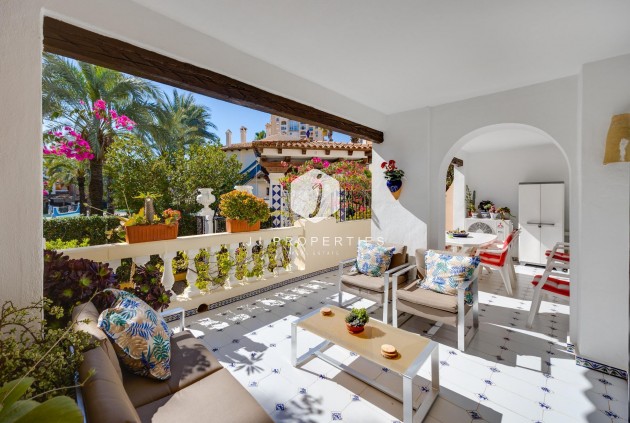 Resale - Apartment / flat -
Torrevieja - Playa de los Locos