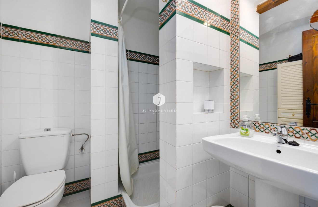 Resale - Apartment / flat -
Torrevieja - Playa de los Locos