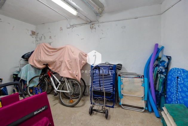 Resale - Apartment / flat -
Torrevieja - Playa de los Locos