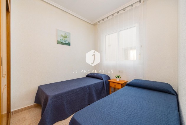 Resale - Apartment / flat -
Torrevieja - Estacion de autobuses