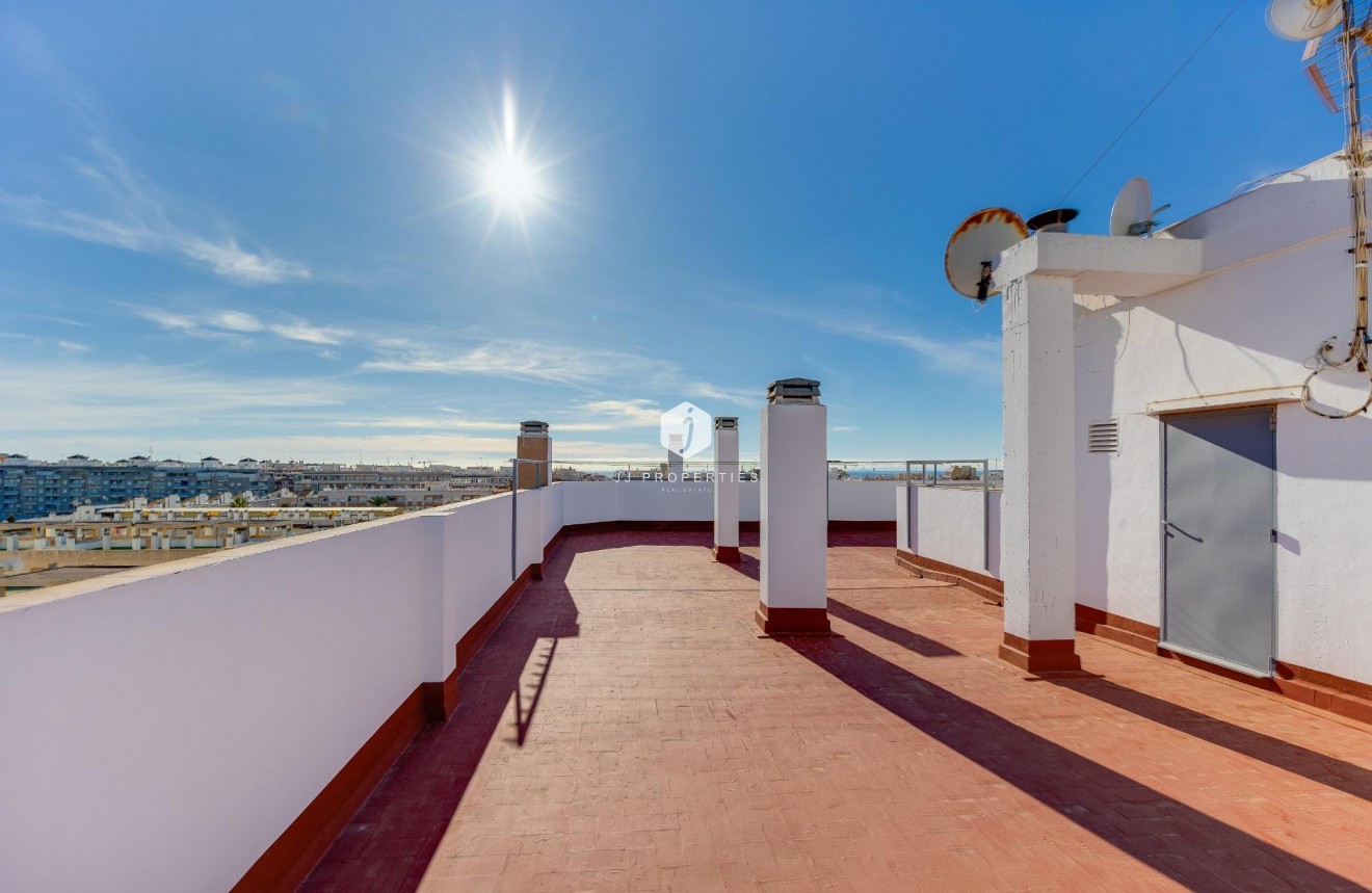 Resale - Apartment / flat -
Torrevieja - Estacion de autobuses