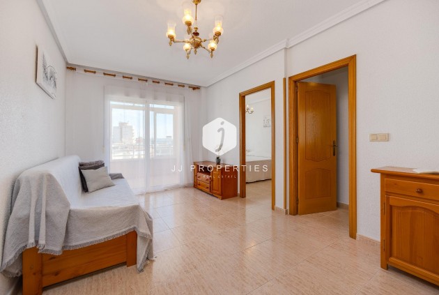 Resale - Apartment / flat -
Torrevieja - Estacion de autobuses