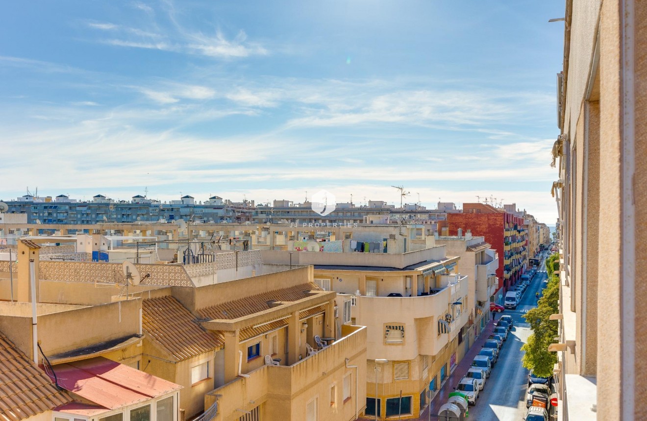 Resale - Apartment / flat -
Torrevieja - Estacion de autobuses