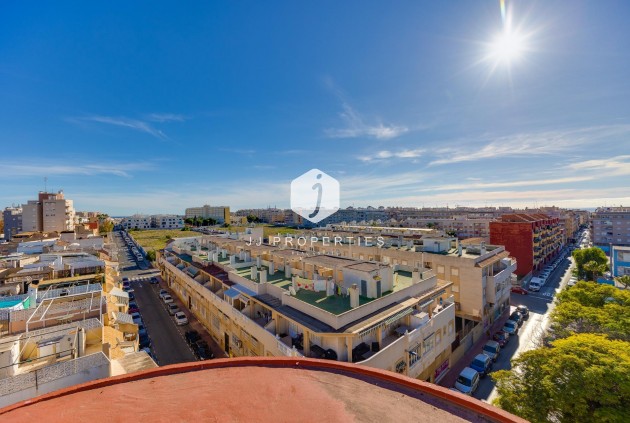 Resale - Apartment / flat -
Torrevieja - Estacion de autobuses