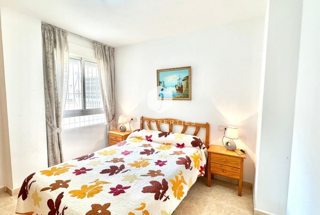 Tweedehands - Appartement / flat -
Torrevieja - Centro