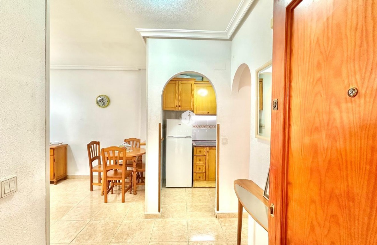 Tweedehands - Appartement / flat -
Torrevieja - Centro