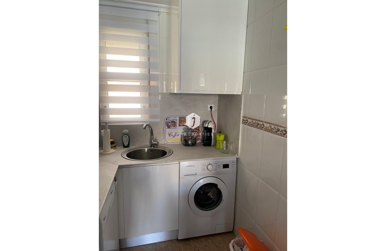 Resale - Penthouse -
Torrevieja - Estacion de autobuses