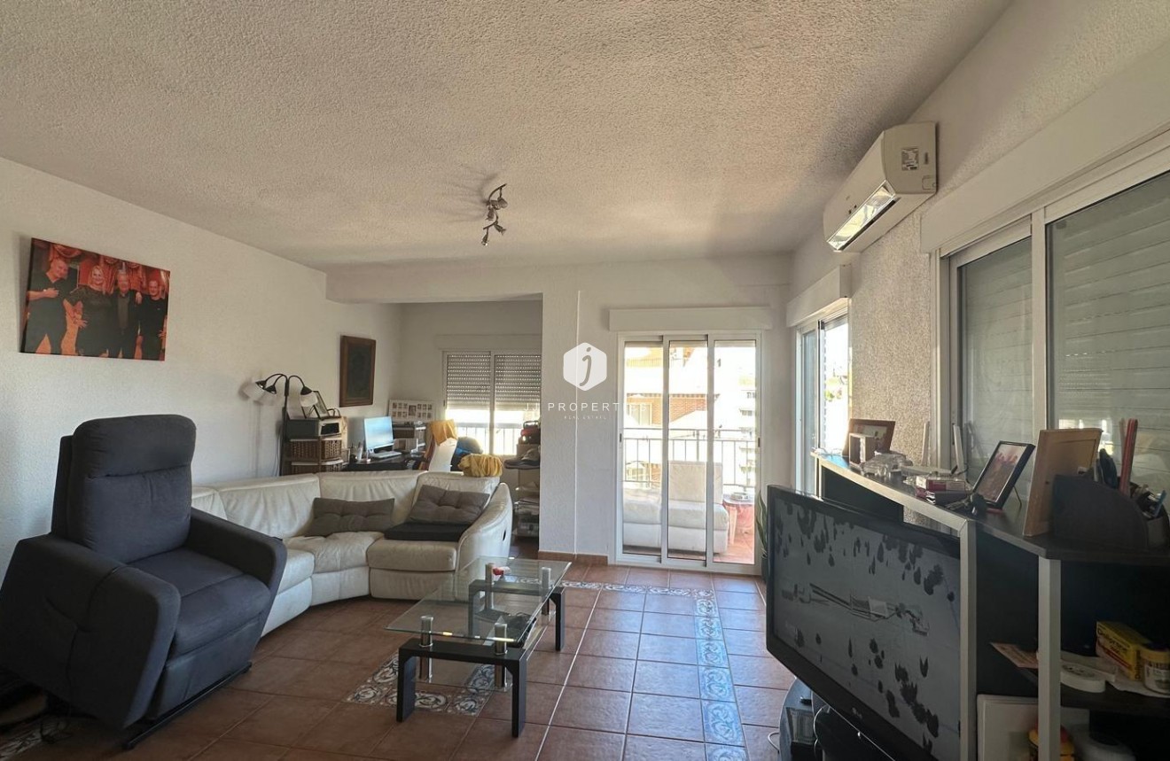 Resale - Apartment / flat -
Torrevieja - Estacion de autobuses