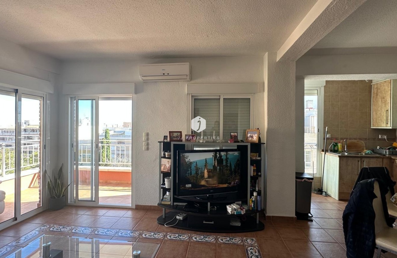 Resale - Apartment / flat -
Torrevieja - Estacion de autobuses