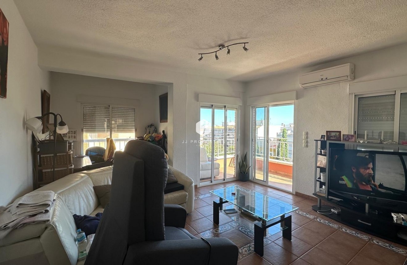 Resale - Apartment / flat -
Torrevieja - Estacion de autobuses