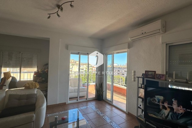 Resale - Apartment / flat -
Torrevieja - Estacion de autobuses