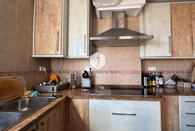 Resale - Apartment / flat -
Torrevieja - Estacion de autobuses