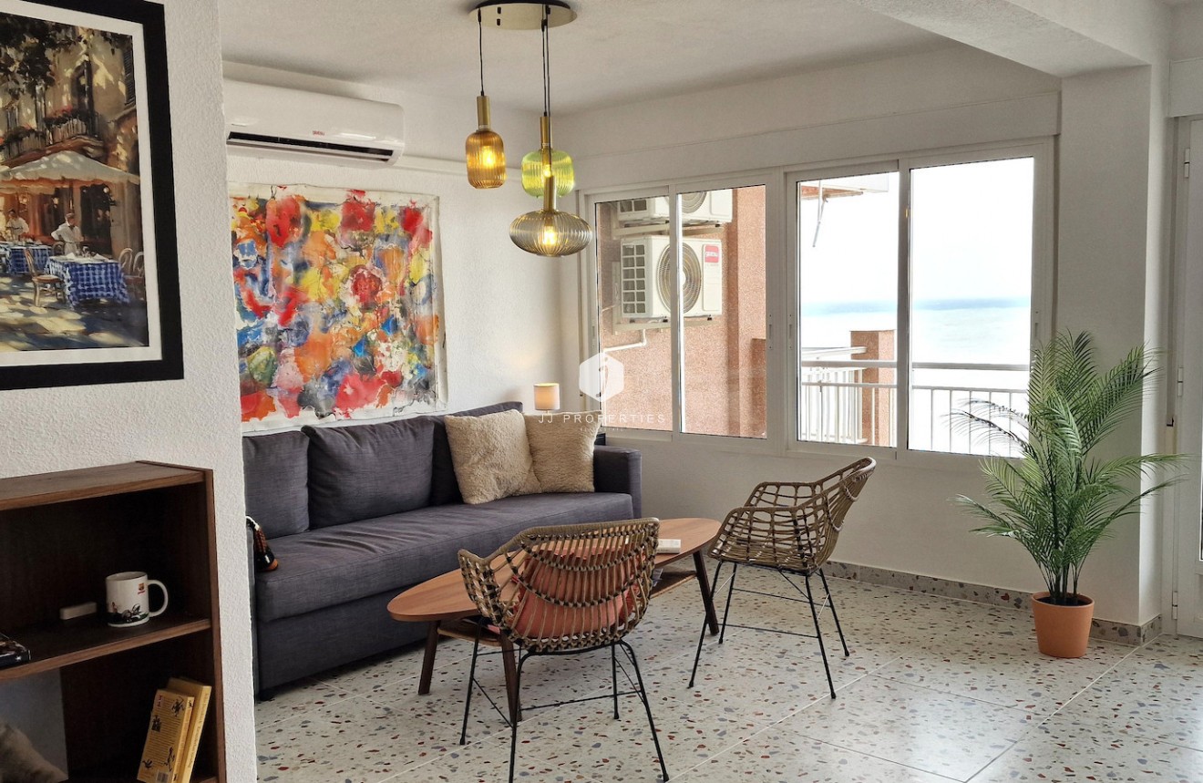 Resale - Apartment / flat -
Torrevieja - Costa Blanca