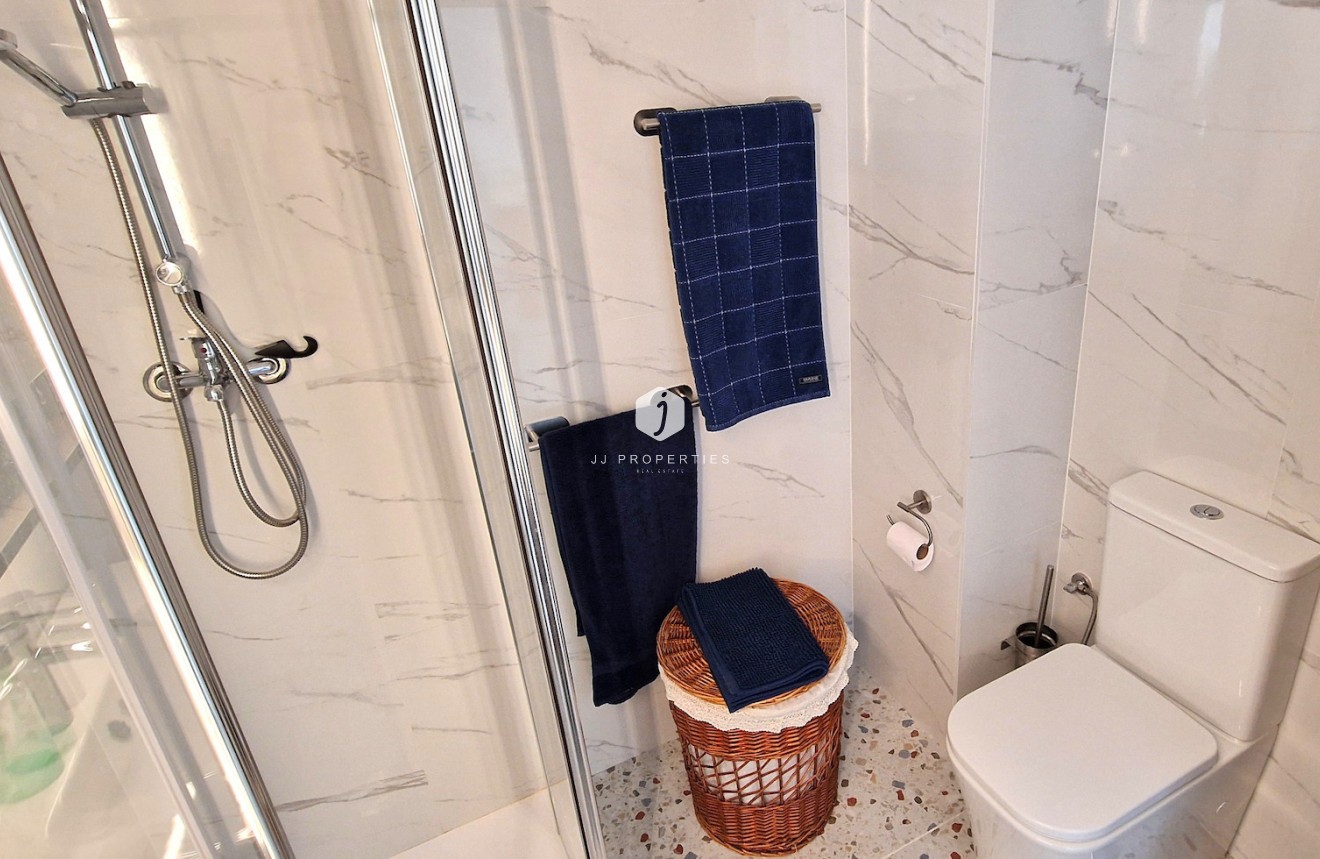 Resale - Apartment / flat -
Torrevieja - Costa Blanca