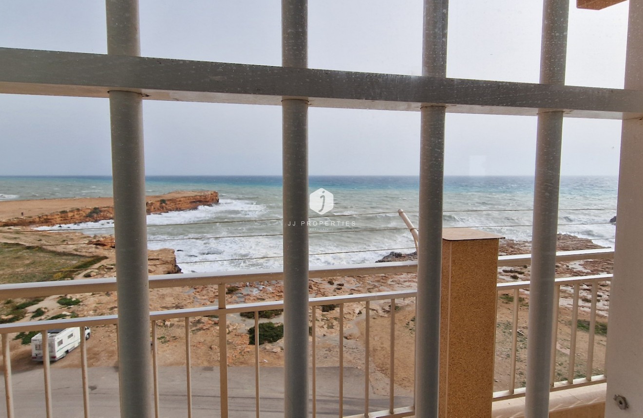 Resale - Apartment / flat -
Torrevieja - Costa Blanca
