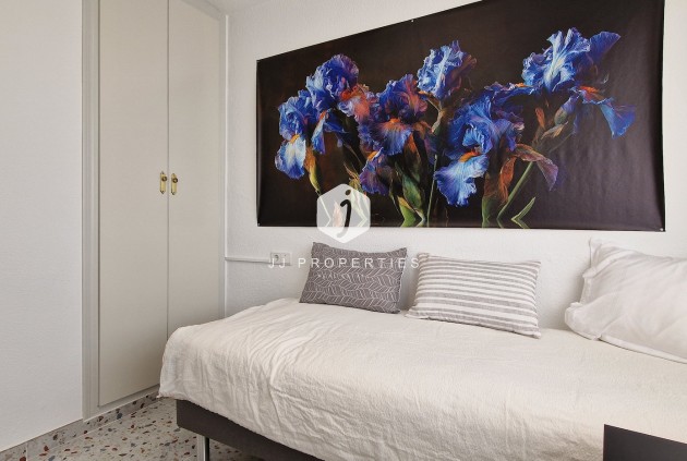 Resale - Apartment / flat -
Torrevieja - Costa Blanca